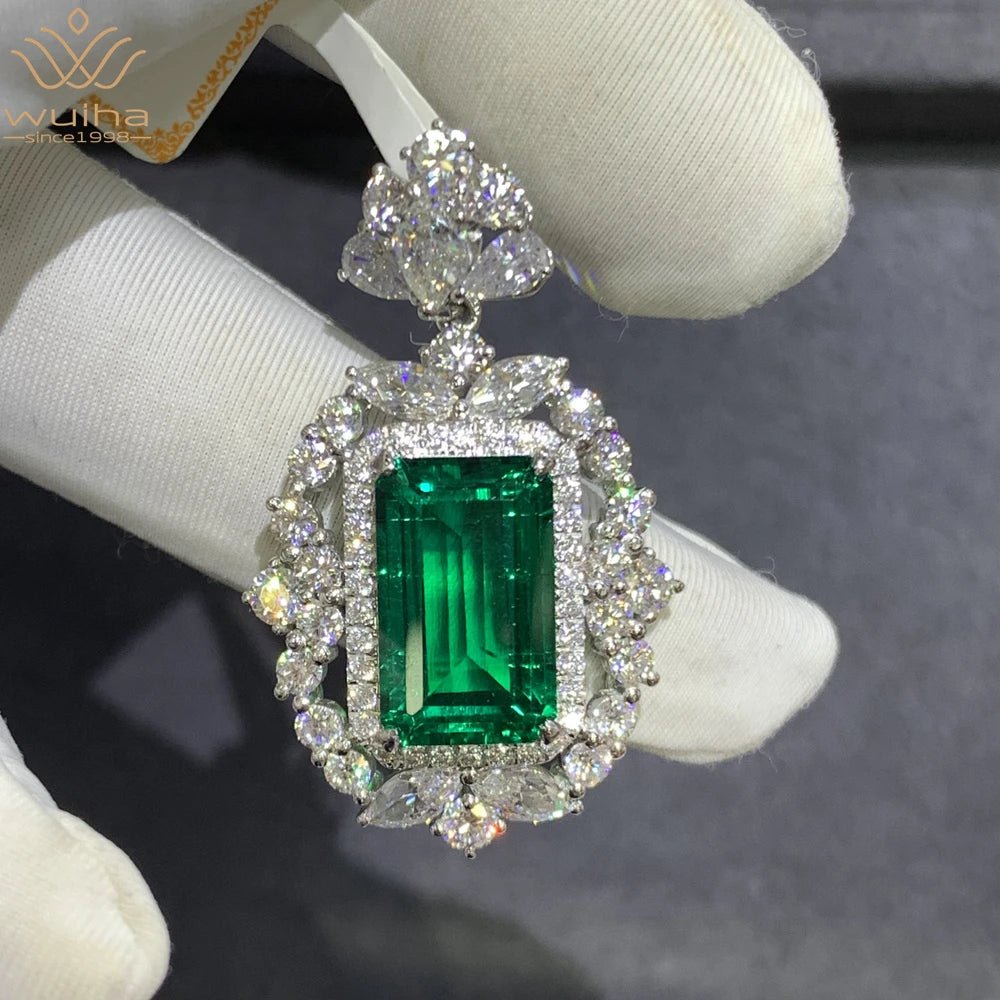 Real 9K Gold 6.56CT Colombia Emerald Gemstone Pendant - Crown & Royal